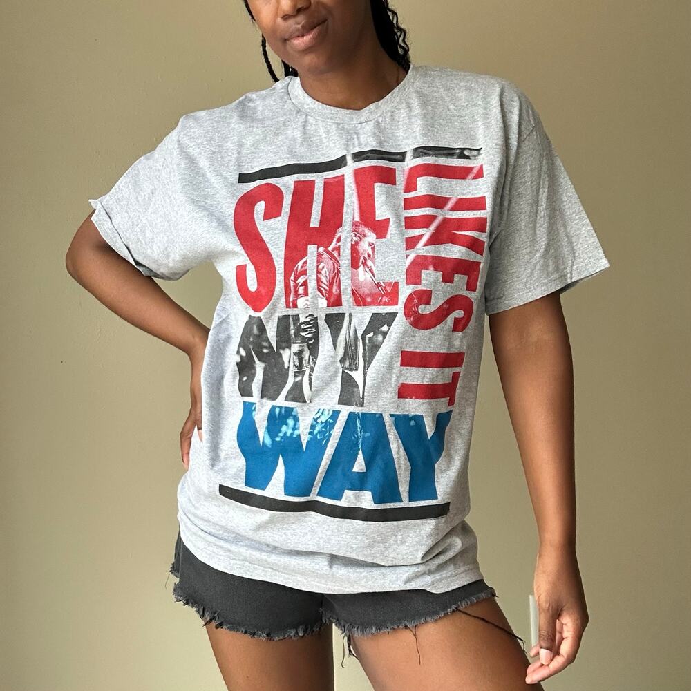 Usher Heather Gray Graphic Tee Size Large